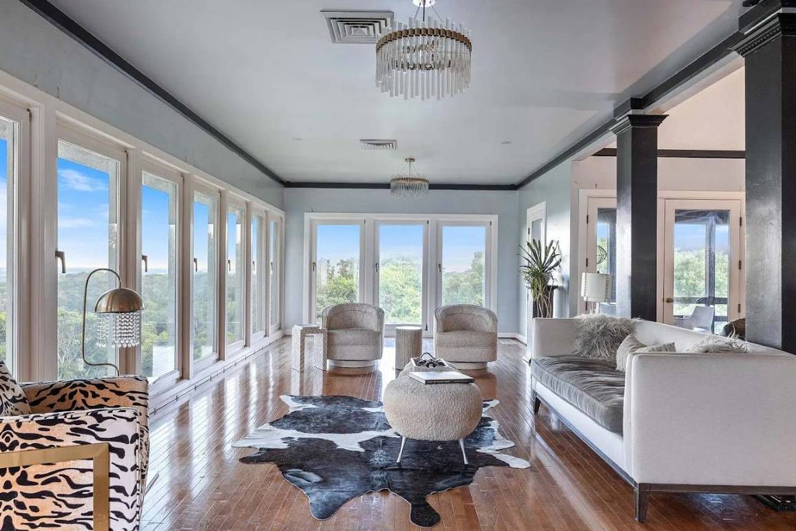Living room at Lumsley Lookout with skyline views